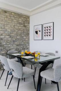 Into the Jacuzzi by HolyGuest - 7