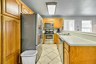 9 Mi to Belton Lake Home with Fire Pit and Patio - Troy - 4
