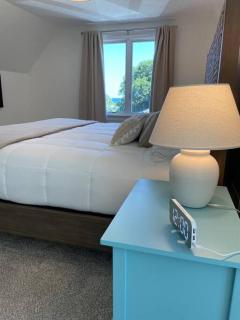 56Beachway-Private beach Refreshed in 2022 Cozy - 6