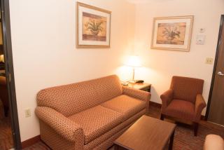 MHO INN and SUITES - Monmouth Junction - 3