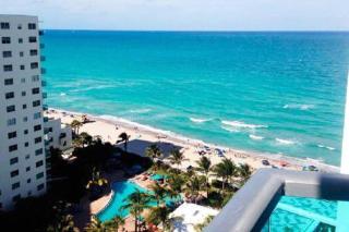Beautiful penthouse condo with stunning views of both ocean and city - Hollywood - 0
