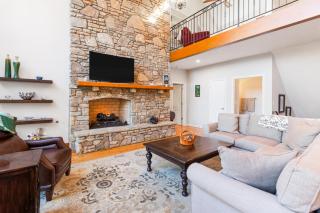 Lakeside Retreat - Brevard - 4