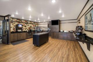 Best Western Golden Spike Inn & Suites - Hill City - 4