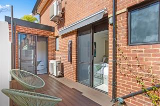 2 Welcome To Windsor 2br 2ba Pkg - Perth - 5