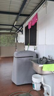 Mead Road Homestay Tours & Transfers Studio - 4