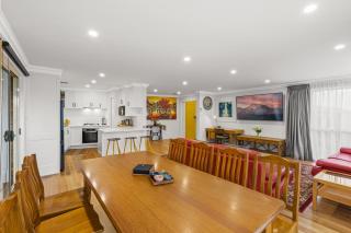 Mooroolbark Pet Friendly 4 Bedroom House - Kilsyth - 2