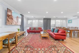 Mooroolbark Pet Friendly 4 Bedroom House - Kilsyth - 5