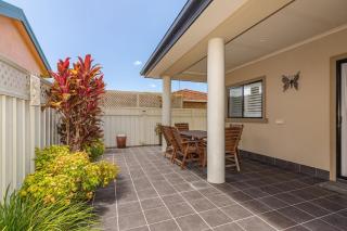 3 of 29 Parkes St - Tuncurry - 6