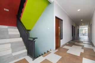 Urbanview Hotel Arafuru Residence Duren Sawit - 4