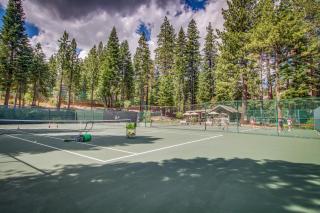 Evergreen Escape - Truckee - 6
