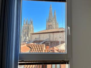 Atuaire Home La Catedral en el salón PARKING INCLUIDO - Burgos - 3