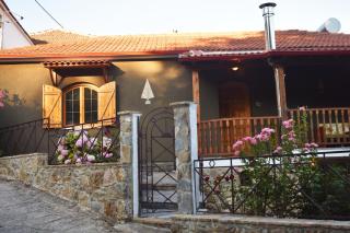 Capris Rustic Ηouse with Mountain View - 0