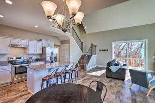 Charming Retreat with Mtn Views Walkable Location! - Asheville - 4