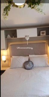 Susie's Beautiful Caravan near the sea - Pwllheli - 1