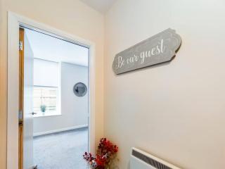 Magnificent 1BDR Apartment in Mersyside - Liverpool - 3