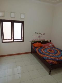 Asri Homestay Ponorogo - Ponorogo - 8