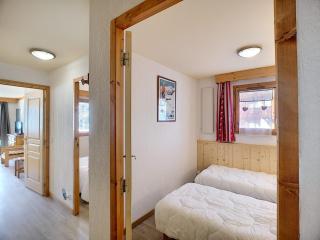 Appartement 3 pièces, 6 pers., 45m², Résidence Les Valmonts, sud-ouest, accès direct aux pistes, Les Menuires - FR-1-178-319 - Les Menuires - 3