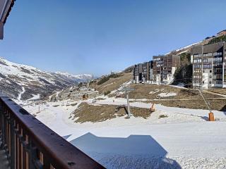 Studio 4 pers 23m², balcon, cuisine équipée, ski aux pieds. - FR-1-178-348 - Les Menuires - 2