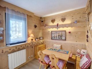 Studio cabine rénové 2 pers, proche pistes et commerces, Wifi, parking gratuit - FR-1-178-351 - Les Menuires - 0