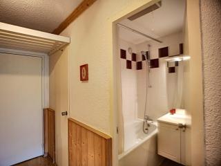 Beau 2 pièces rénové, 4 pers, pied des pistes avec parking - FR-1-178-181 - 2