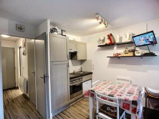 Studio cabine rénové pour 4 pers avec balcon, parking et wifi, proche pistes et commerces - Les Menuires - FR-1-178-290 - Les Menuires - 0