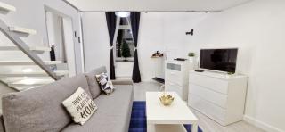 Keleti pályaudvar Train station-Home - 2