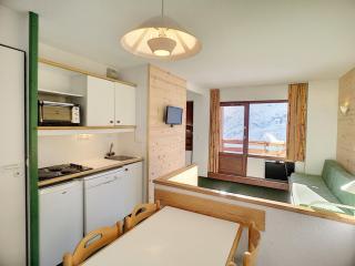 3 pièces 4 pers, ski aux pieds, balcon, parking, proche commerces - FR-1-178-61 - Les Menuires - 0