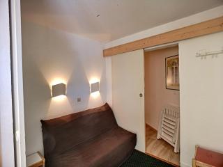 3 pièces 4 pers, ski aux pieds, balcon, parking, proche commerces - FR-1-178-61 - Les Menuires - 2