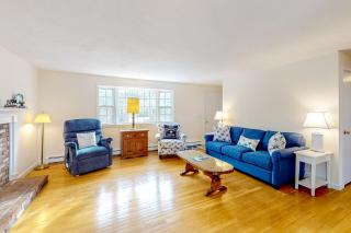 Corner Cottage - Chatham - 0