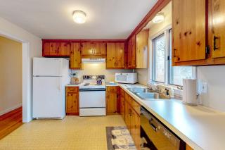 Corner Cottage - Chatham - 3