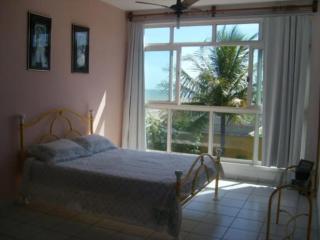 Casa na praia com piscina, churrasqueira e sinucão - 8