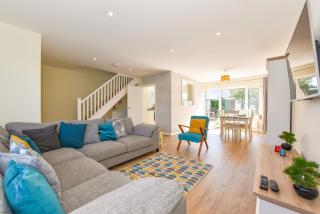 The Waves by inspirestays-com - Rustington - 0