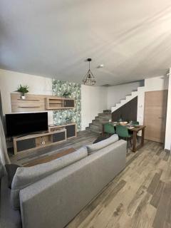 City Nest Eger - Eger - 1