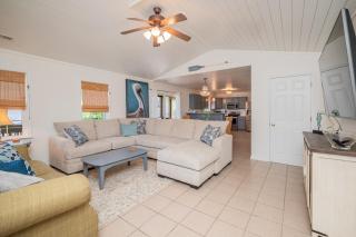 Off The Clock - Oak Island - 0