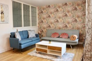 Lovely staycation with family FREE Parking & WiFi - Beeston - 0