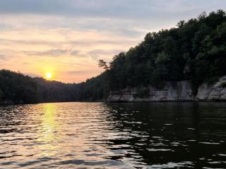 Lake Malone ky Lake shore home right on water with private boat dock, A Shore Thing - Lewisburg - 6