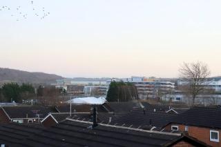 Lovely staycation with family FREE Parking & WiFi - 2
