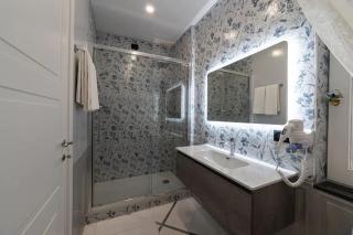 Apartments Hotel Real Suite Napoli Chiaia Mergellina - Nápoles - 1