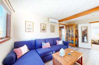 Swift Beach House - Wareham - 5