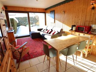 Appartement Central avec Jardin Privatif aux Gets, Proche Commerces et Pistes - FR-1-623-236 - Les Gets - 4