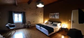 "LA ROCHELLE LODGE" Chambres d'Hôtes - Sainte-Soulle - 2