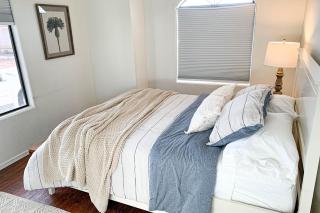 Laurel Wood - 7