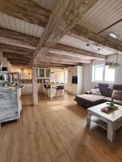 Ostseenahes Ferienhaus mit 3 Schlafzimmern und großem Naturgarten auf 6000 qm - - 9