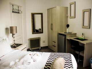 The Noble Lodge - Cape Town - 1