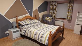 One bedroom self-contained accommodation - 6