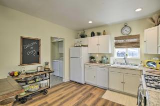 Centrally Located House in Chico with Gas Grill - 3