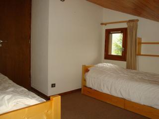 Duplex ensoleillé avec piscine chauffée, proche centre et pistes - FR-1-464-34 - Pralognan-la-Vanoise - 4