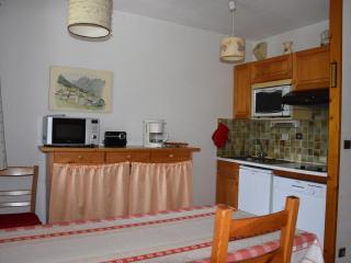 Soleil, Balcon et Confort au Centre de Pralognan - 2 Chambres pour 4 Personnes - FR-1-464-112 - Pralognan-la-Vanoise - 5
