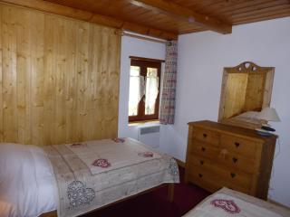 Charmant Chalet en Pierre et Bois à Pralognan-la-Vanoise, Proche Commerces et Téléphérique - FR-1-464-16 - Pralognan-la-Vanoise - 3