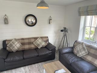 Meadow View - Part of the The Bay Filey Holiday Village with pool, gym and direct beach access, pub, restaurant, tennis and meadows walks - 8